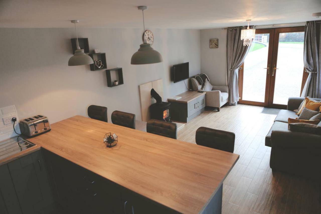 Dolmen Cottage เกลนโคลัมบ์คิลล์ ภายนอก รูปภาพ